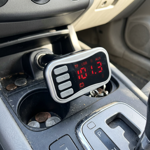 Allison FM modulator in a parked car accessory socket